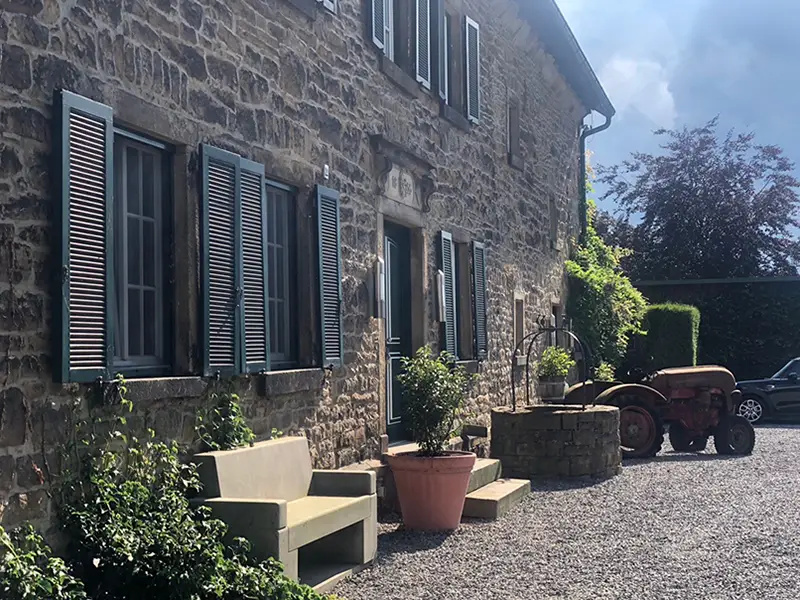 Landhaus im Park Frontansicht